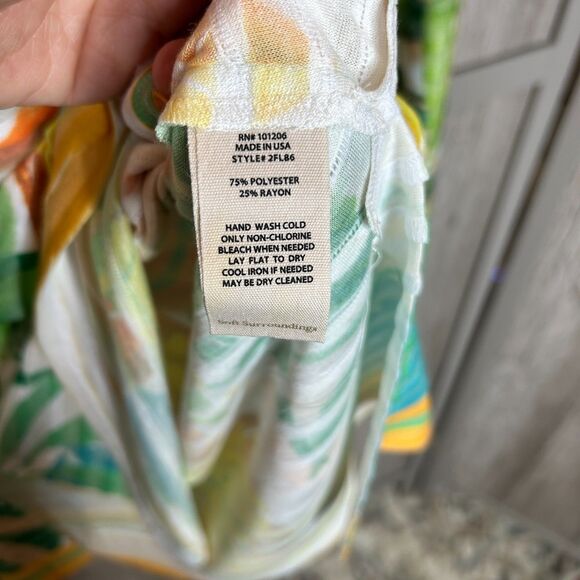 Softsurroundings Top Striped Tropical Bright Color Boat Neck Size L NEW - Picture 3 of 7